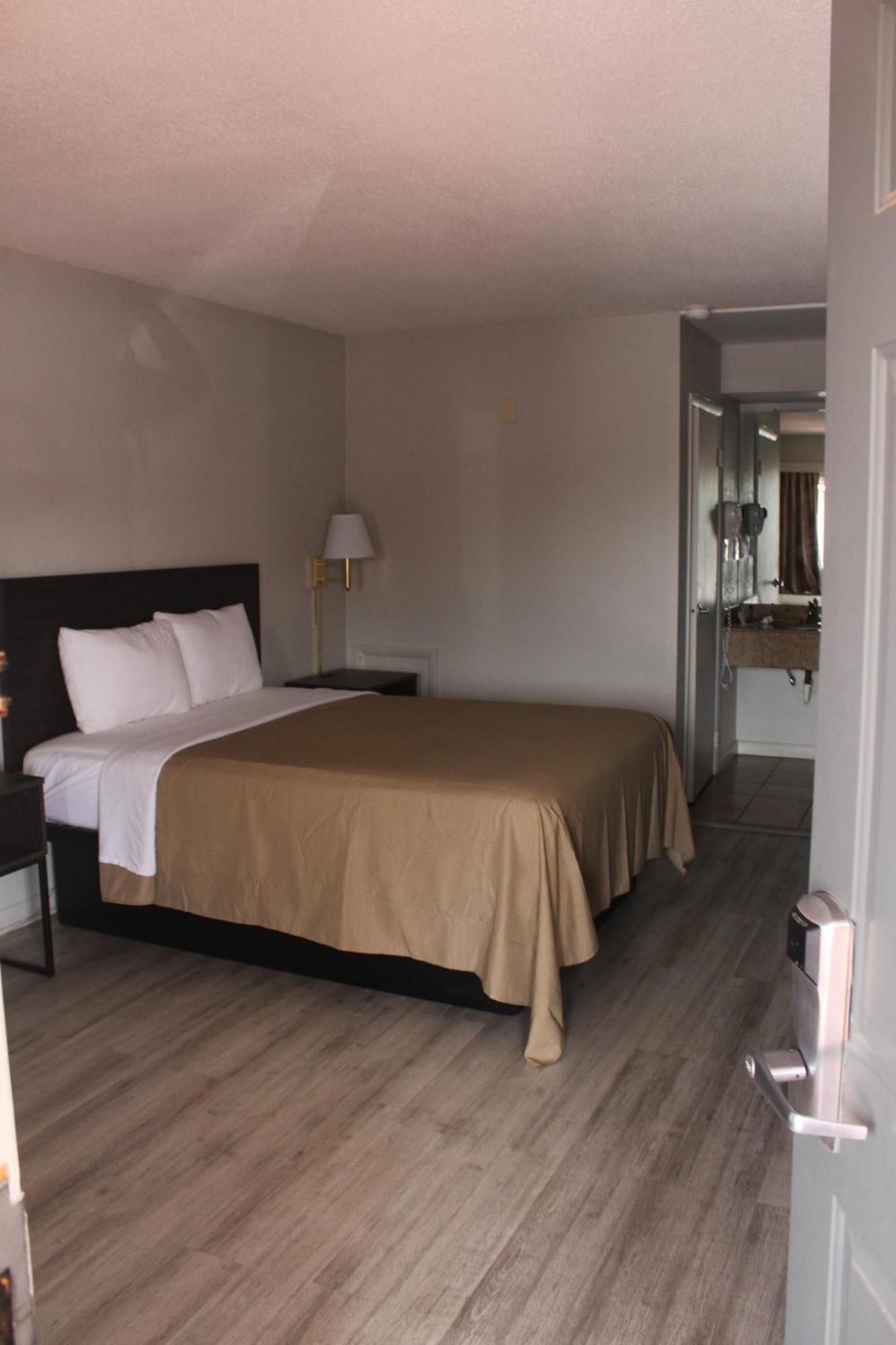 Vip Inn And Suites Huntsville Esterno foto