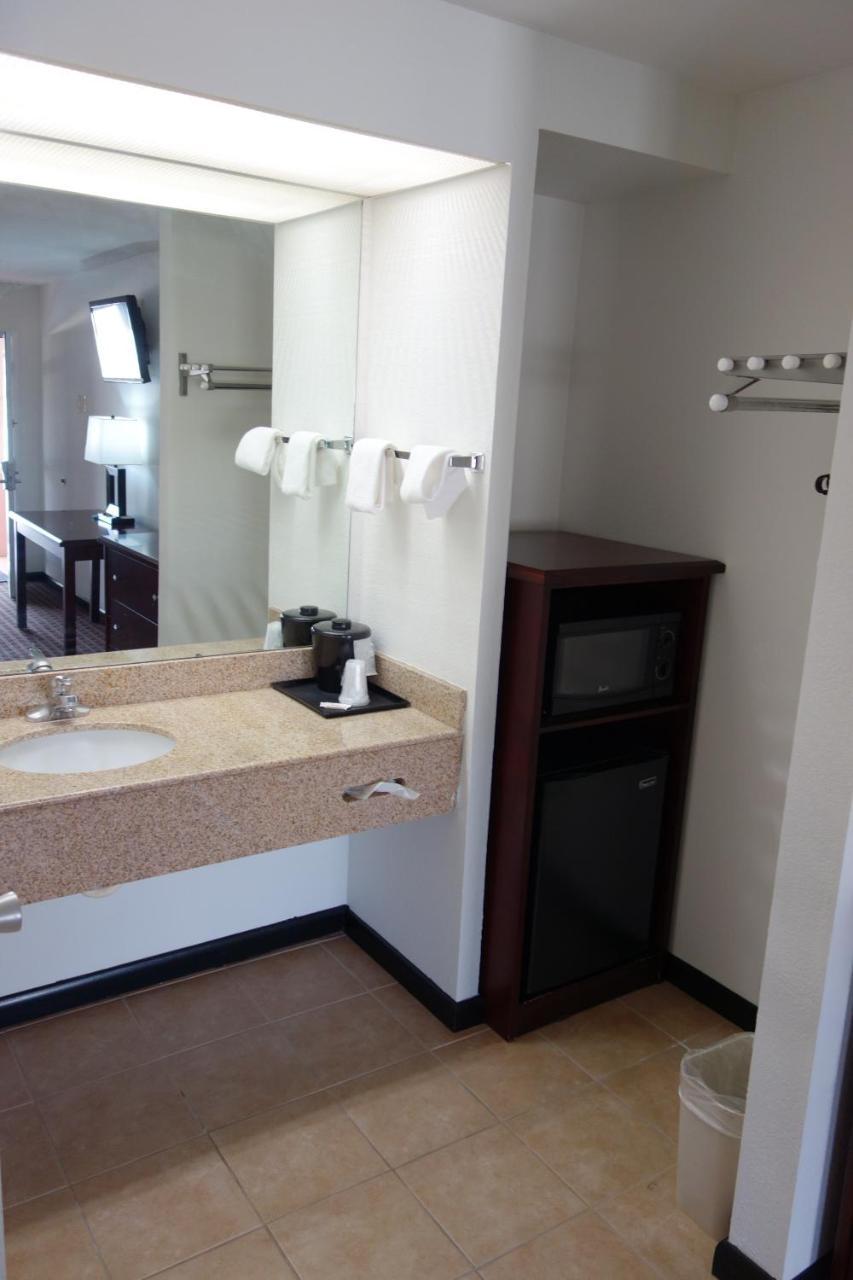 Vip Inn And Suites Huntsville Esterno foto