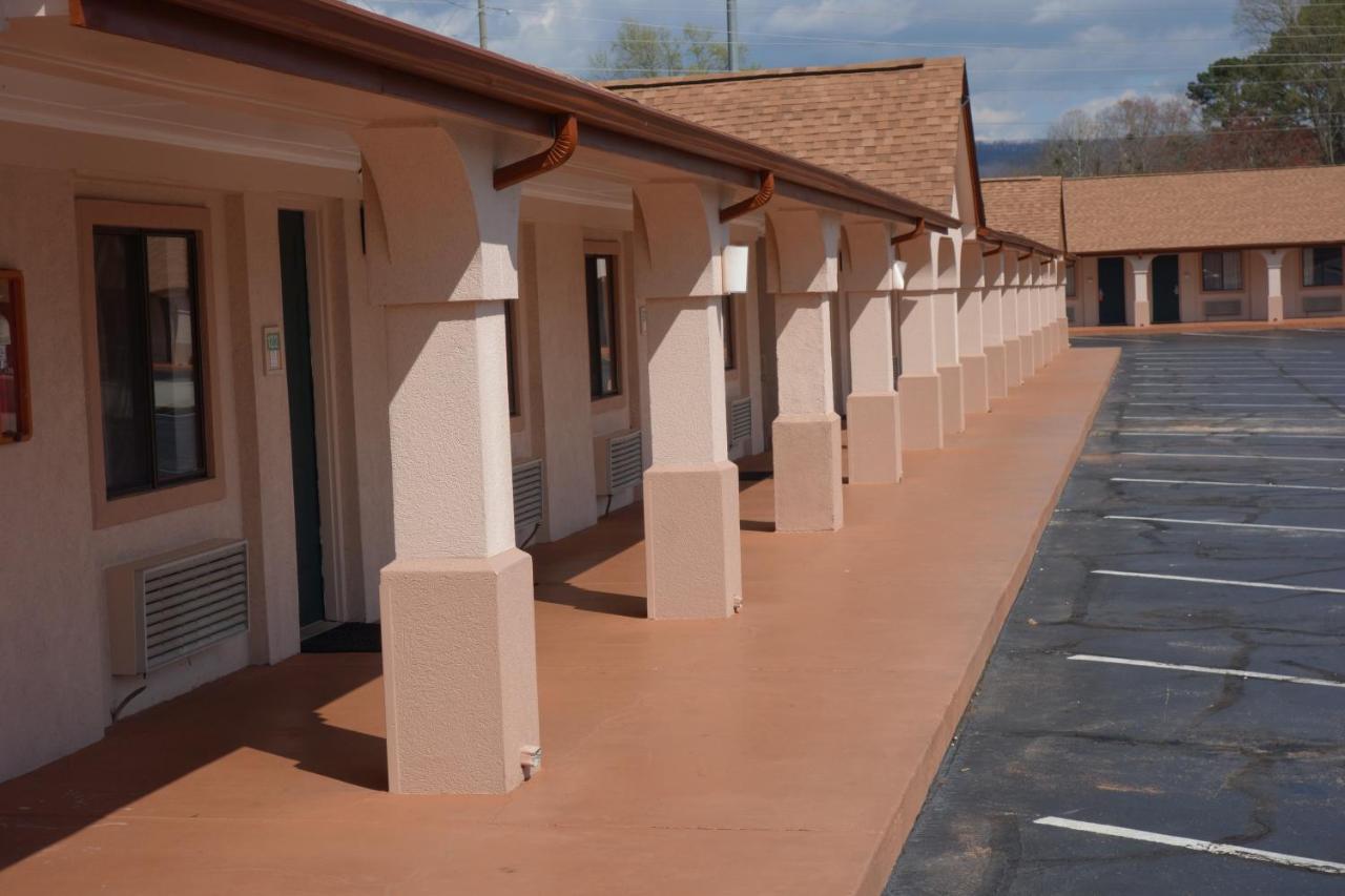 Vip Inn And Suites Huntsville Esterno foto